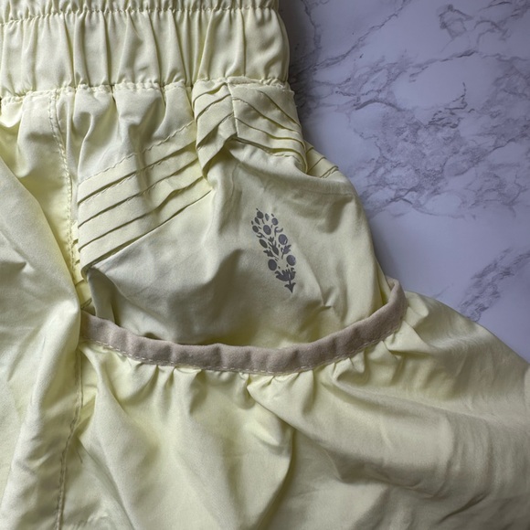 Free people Get Your Flirt On Shorts - Picture 4 of 6